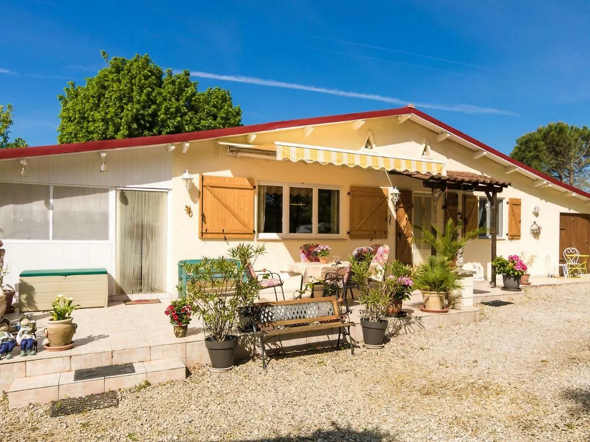 Дом отдыха Вилла Sunny House With Private Pool Надайяк-де-Руж Франция